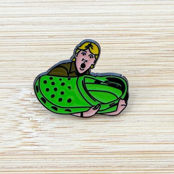 Crickey Croc Funny Enamel Pin, Meme Pin - Picture 1 of 4